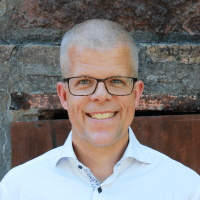 Joakim Mark headshot