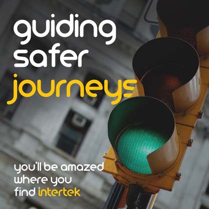 A traffic signal with the green light illuminated